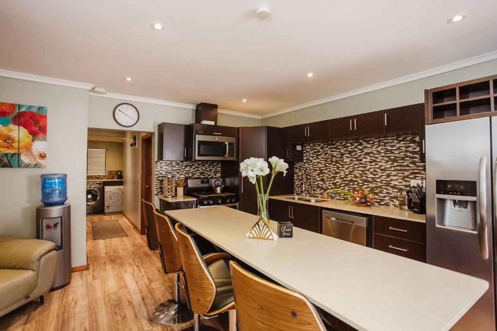 Platinum Cawa Apartments Нади Екстериор снимка